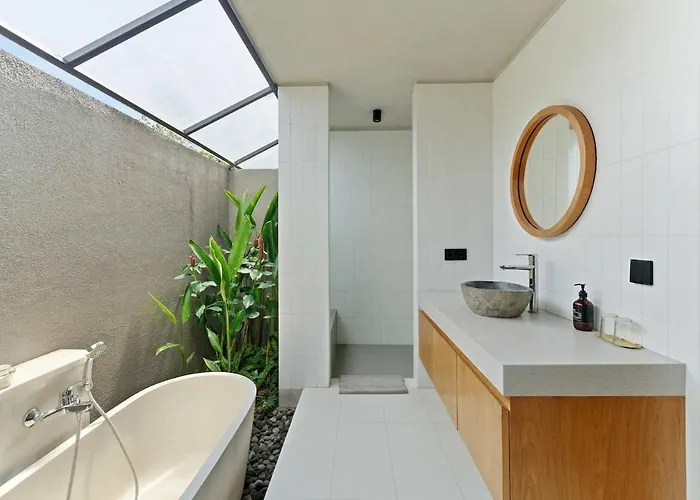 Casa Moonflower Cozy 2br Pool In Uluwatu